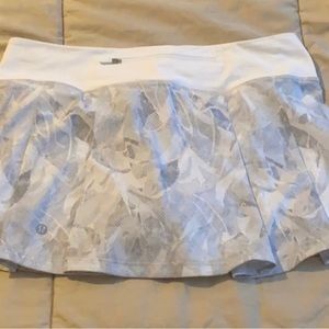 Lululemon pace rival skirt size 6 reg
